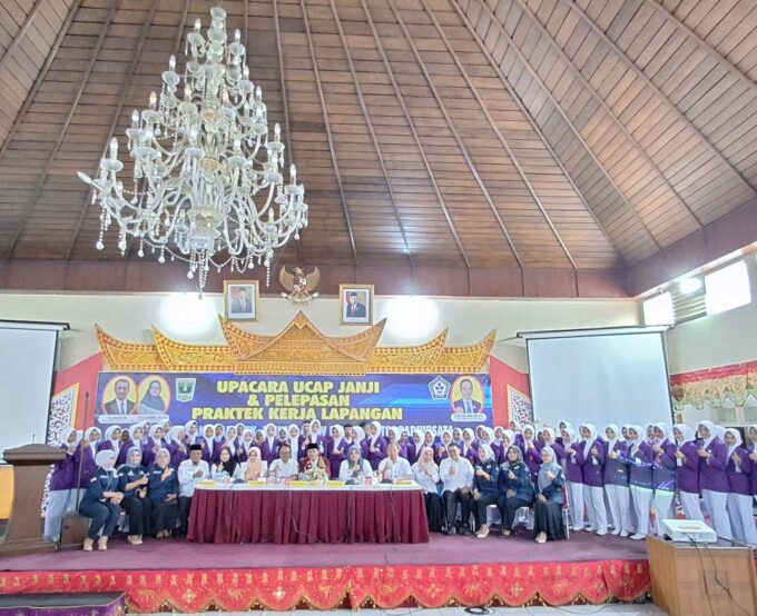 Ucap Janji & Lepas Prakerin SMK Genus Bukittinggi, Defri Endri; Bisa Dipinang Dunia Usaha